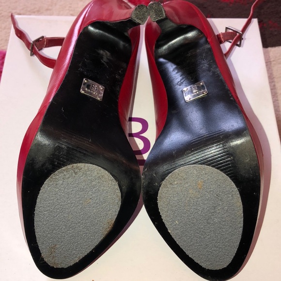 Red heels - Picture 5 of 6